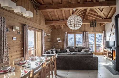 Reberty Apartment | 50m from shops, 1st floor, sauna, terrace, balcony, fireplace or stove, tv, ski locker, 147m²