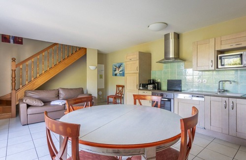 Callian Apartment | 6-Guest Apartment with Fitness Room