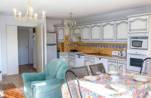 Saint-Cyr-sur-Mer Apartment | 60 m² Apartment ∙ 2 bedrooms ∙ 4 guests