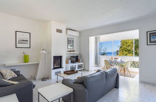 Le Rayol Apartment | 60 m² Apartment ∙ 2 bedrooms ∙ 4 guests