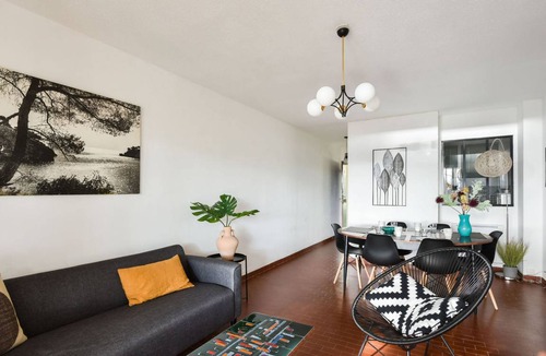 Saint-Cyr-sur-Mer House | 65 m² House ∙ 2 bedrooms ∙ 4 guests