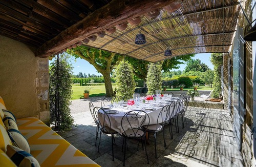 Saint-Andiol House | 7 to 9BR/7BA House w Pool, Tennis, AC, 8 Acres -St Remy - Fully serviced option