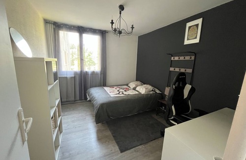 Sud Apartment | A 15-minute walk from downtown, spacious apartment with parking and green spaces