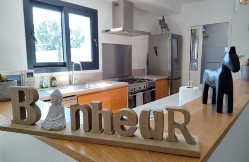 Maillane Villa | A 2 min de Saint-remy de Provence ! Loft à la Campagne Avec Piscine Privée