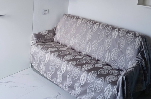 Cassone Apartment | A 20 M DALLA SPIAGGIA.COMPLETA VISTA LAGO.
