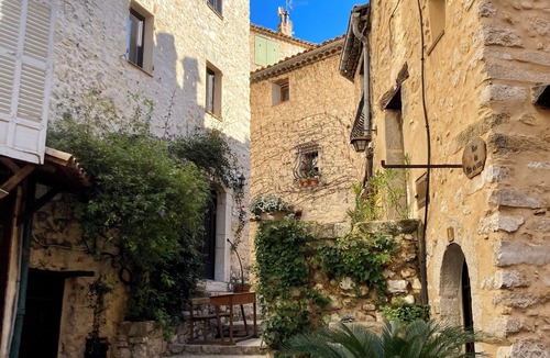 Tourrettes-sur-Loup House | A break for two