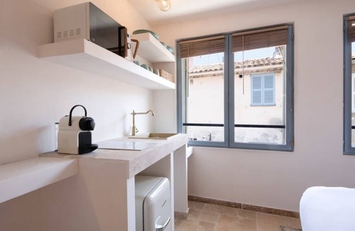 Saint-Tropez City Centre Apartment | A Fantastic Studio - Heart of Saint-Tropez