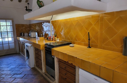 Arles Other | A farmhouse halfway between the beaches of the Camargue and Arles