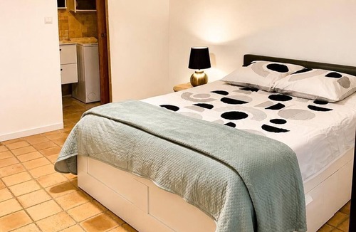 Sisteron Apartment | ✨ A Getaway at the Foot of the Citadel Cozy Apartment All on foot 2 to 3 people