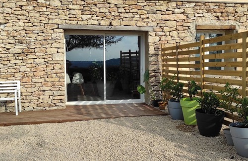 Bonnieux Condo | A getaway in the Luberon