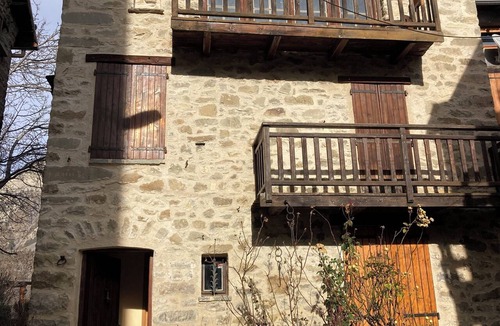 Villars-Colmars House | A lovely, airy mountain home in Villars Colmars, near Allos—Mercantour.