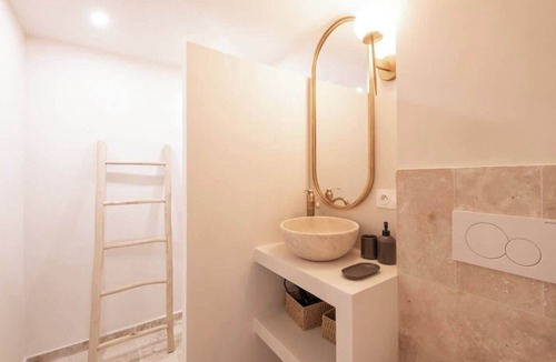 Saint-Tropez City Centre Apartment | A Magnificient Studio - Heart of Saint-Tropez