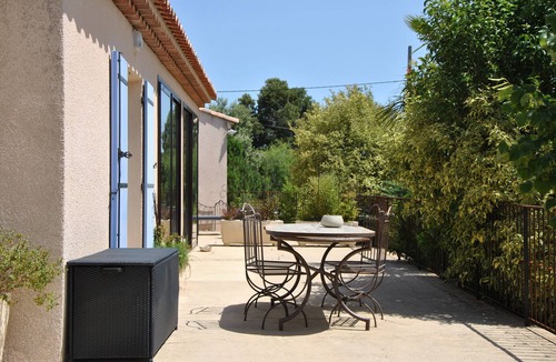 Pourrieres Villa | A peaceful haven at the foot of Mount Sainte Victoire,