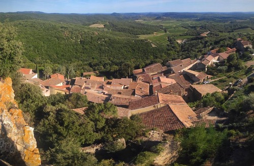 Roquessels Villa | A spacious house with an unobstructed view, at the trailhead
