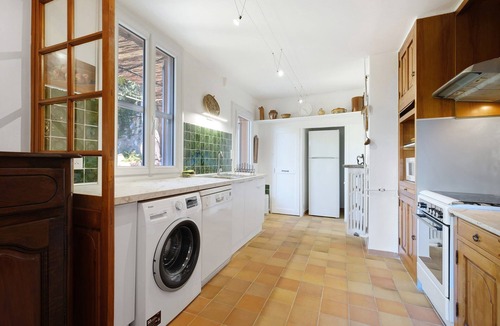 Speracedes Villa | A Stopover in an Olive Grove