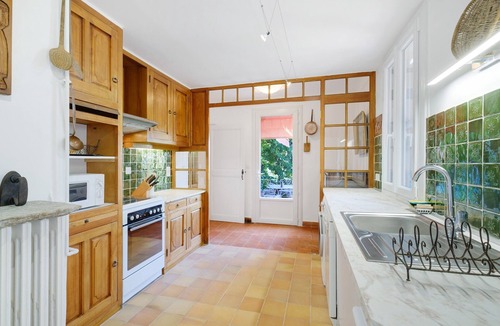Speracedes Villa | A Stopover in an Olive Grove