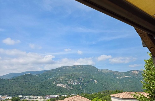 Saint-Blaise Apartment | A terrace and sunshine just outside Nice