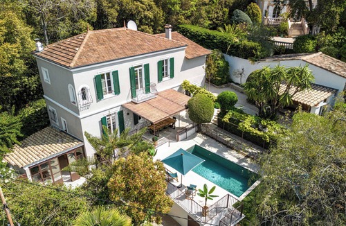 California - Pezou Apartment | A TRULY EXCEPTIONAL RIVIERA EXPERIENCE IN THE HEART OF CANNES –HEATED POOL VILLA