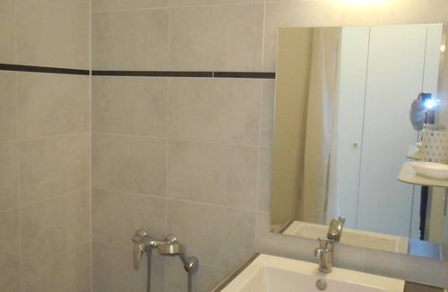 Villeneuve Loubet Beach Apartment | Accessible Studio 2-4 Pers with Sea View Terrace WiFi