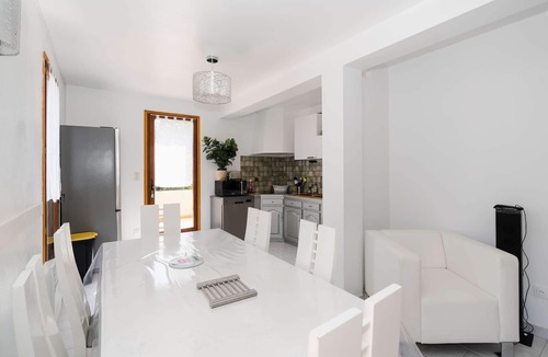 Foulquines House | AF2 Spacious family house with Wifi