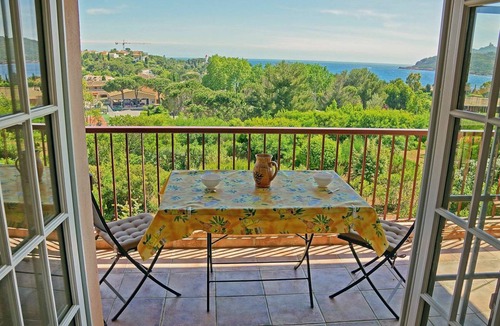 Agay Apartment | Agay Plage 100.1