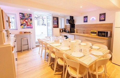 Trans-en-Provence House | Air-Conditioned Vacation Rental for 14 People with Wi-Fi - 3 XXL Game Rooms - Families, Friends, Bachelor and Bachelorette Parties