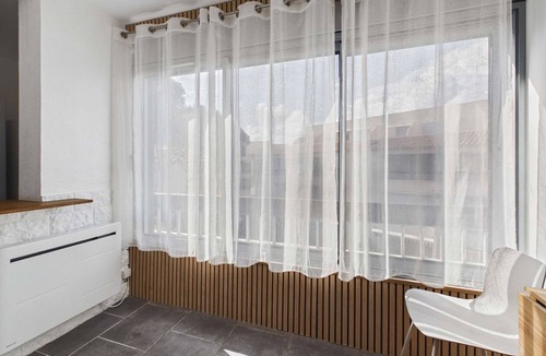 Marseillan Plage Apartment | Air-conditioned apartment with solarium - 6 guests