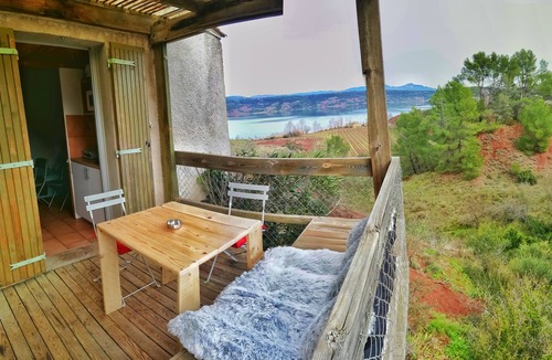 Liausson Apartment | Air-conditioned Gîte "Jali" on property facing Lac du Salagou