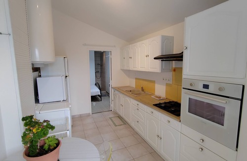 Cazan Apartment | AIR-CONDITIONED HOUSE 120 M2 6 PERSONS. 3 BEDROOMS. 1 LIVING ROOM