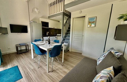 Le Lavandou Villa | Air-conditioned Mazet - Pool - Private Parking