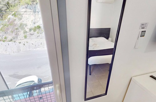 Menton Apartment | Air-conditioned room with communal access - 2 guests