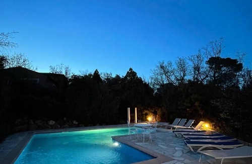 Lorgues Villa | Air-conditioned villa with swimming pool - 18 people