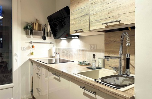 Sud Apartment | Aix downtown, large apartment, maximum comfort, air conditioning, free parking