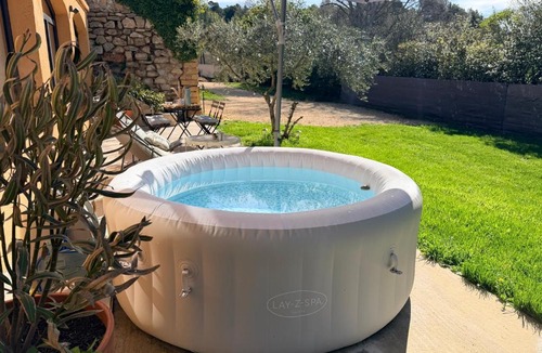 Est Apartment | Aix-en-Provence, Cosy studio au calme de la campagne avec Spa et Clim