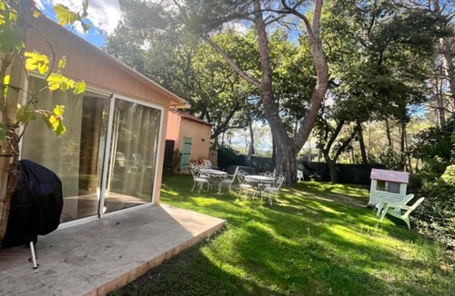 Est Apartment | Aix-en-Provence, Maison provençale au calme de la campagne avec Spa et Clim