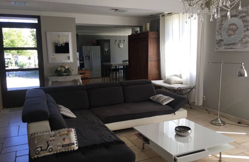 Mouries House | Alpilles Provencal villa 8 people