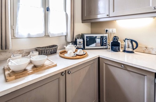 Saint-Laurent-de-la-Cabrerisse House | Amazing home in Saint-Laurent-de-la-Ca with WiFi