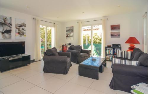 Aigues-Mortes House | Amazing Home In Aigues-Mortes