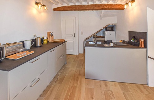 Rustrel House | Amazing home in Rustrel with WiFi