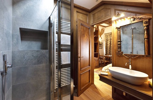 Cortina d'Ampezzo Historic Centre Hotel | Ambra Cortina Luxury & Fashion Boutique Hotel