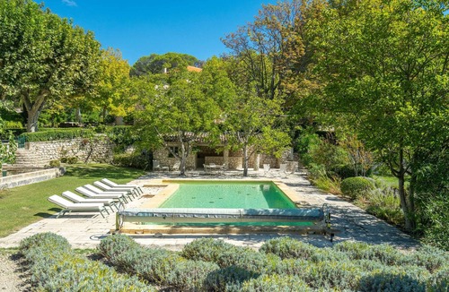 Lambesc House | An exceptional property between Aix en Provence and the Luberon – Sleeps 12
