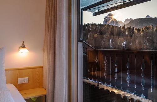 Ortisei Apartment | Apartament Montaniola* South and East balcony with wonderful mountain view