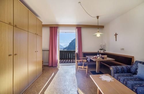 San Leonardo in Passiria Apartment | Apartment 'Residence Pichler 3' with Mountain View, Balconies & Wi-Fi