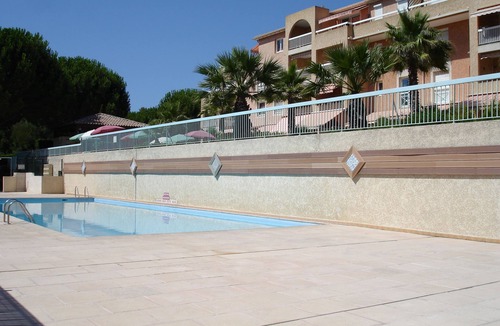 Cavalaire-sur-Mer Apartment | Apartment 4 People In Residence Secured Swimming Pool Garage CAVALAIRE/SEA