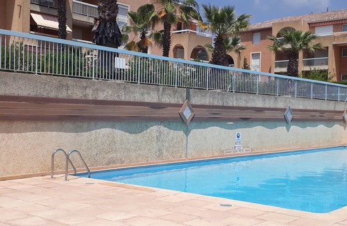 Cavalaire-sur-Mer Apartment | Apartment 4 People In Residence Secured Swimming Pool Garage CAVALAIRE/SEA