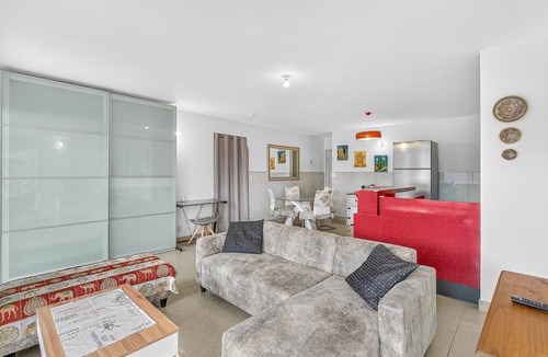 Puy-Sanieres Apartment | Apartment 'A Little Paradise in Puy Sanières' with Lake View, Private Terrace, and Wi-Fi