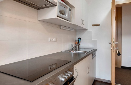 Lagundo Apartment | Apartment A3 with View of Merano, Shared Pool, Whirlpool and Wi-Fi
