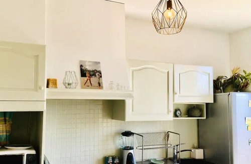 Est Apartment | Apartment 'Beau T2 65 M2 - Terrasse, Piscine' with Shared Pool, Private Terrace and Wi-Fi
