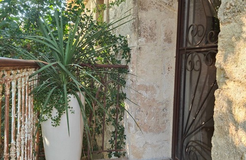 Pezenas Apartment | Apartment 'Charme Clim 2 Min Du Centre, Pézena' with Wi-Fi and Air Conditioning