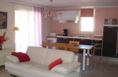 Les 3 Ponts Apartment | Apartment/ flat - Nimes